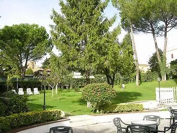 מלון Park Dei Massimi